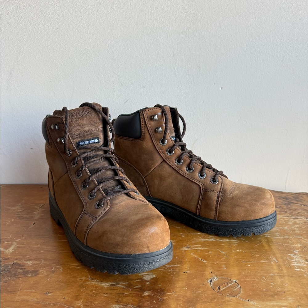 Men’s Wolverine Brown Suede Leather Work Boots Size 7.5